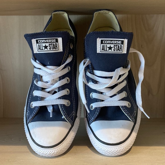 Converse Men’s Size 7 - Picture 1 of 3